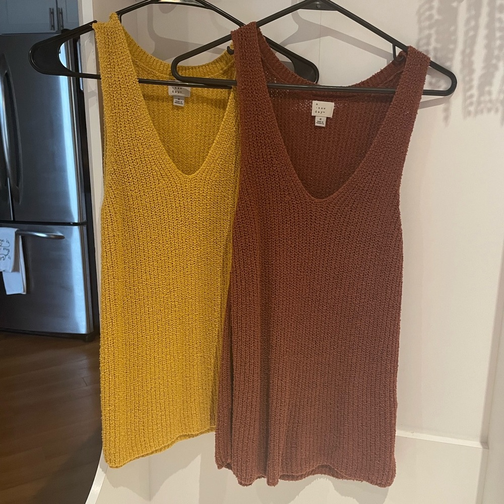 A New Day Crochet Tops Set (2)